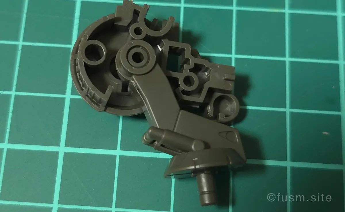 HG グリムゲルデ レビュー パーツ・構造・組み立て 01