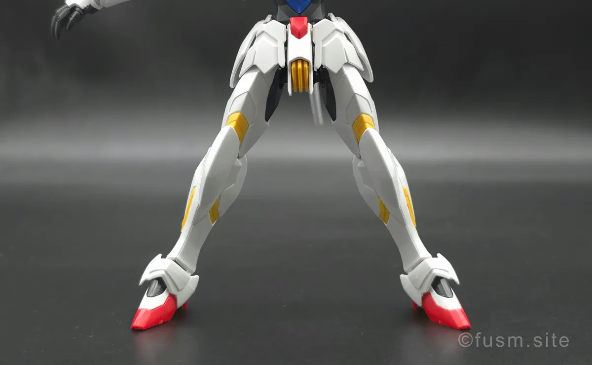 HG 1/144 ガンダム レギルス レビュー 脚部ディテール 可動域 02
