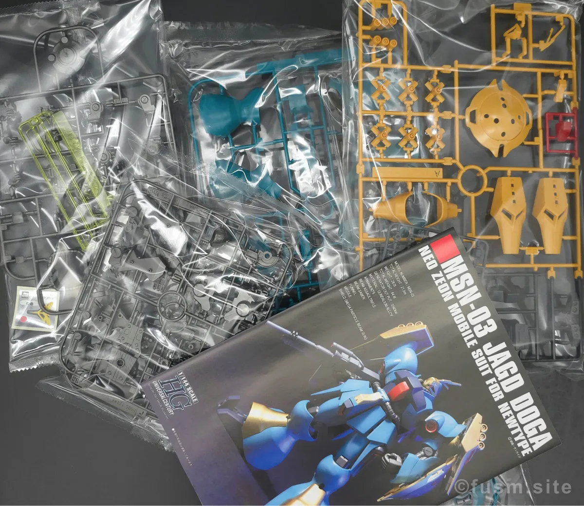 HGUC ヤクト・ドーガ(ギュネイ・ガス専用機) レビュー パッケージ 03
