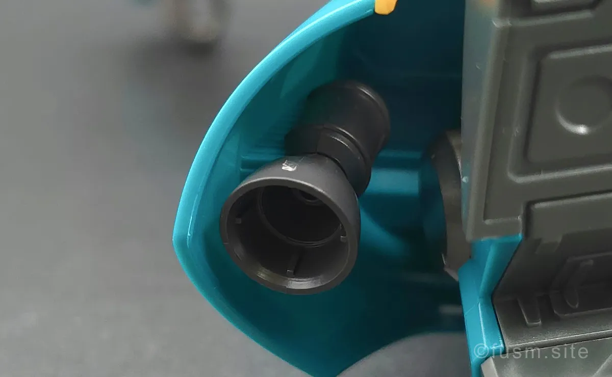 HGUC ヤクト・ドーガ(ギュネイ・ガス専用機) レビュー 脚部ディテール 02