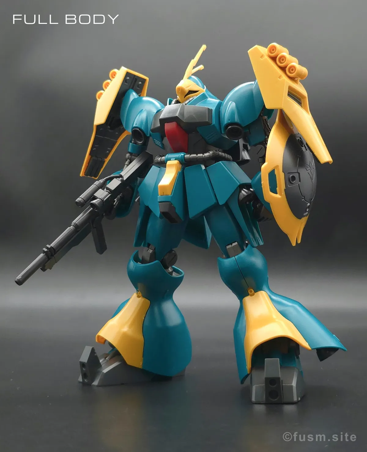 HGUC ヤクト・ドーガ(ギュネイ・ガス専用機) レビュー 多角的に見た全体の外観・素組み 02