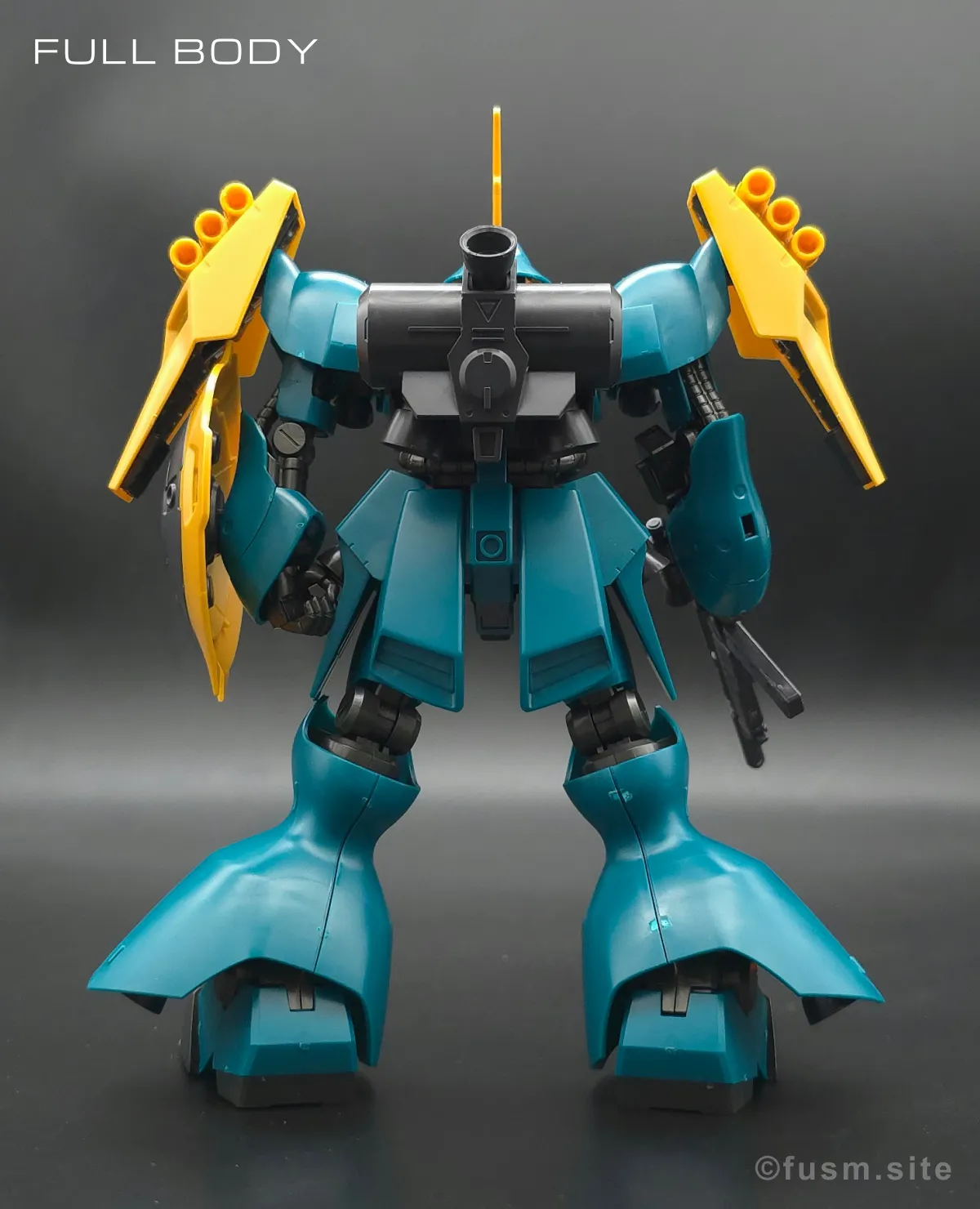 HGUC ヤクト・ドーガ(ギュネイ・ガス専用機) レビュー 多角的に見た全体の外観・素組み 03