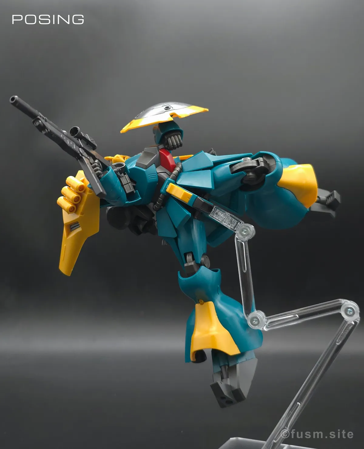 HGUC ヤクト・ドーガ(ギュネイ・ガス専用機) レビュー ポージング 05
