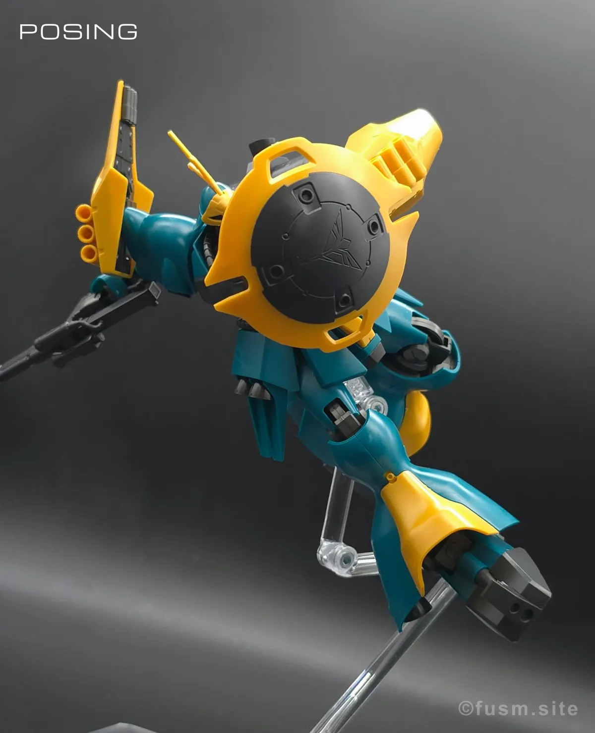 HGUC ヤクト・ドーガ(ギュネイ・ガス専用機) レビュー ポージング 06