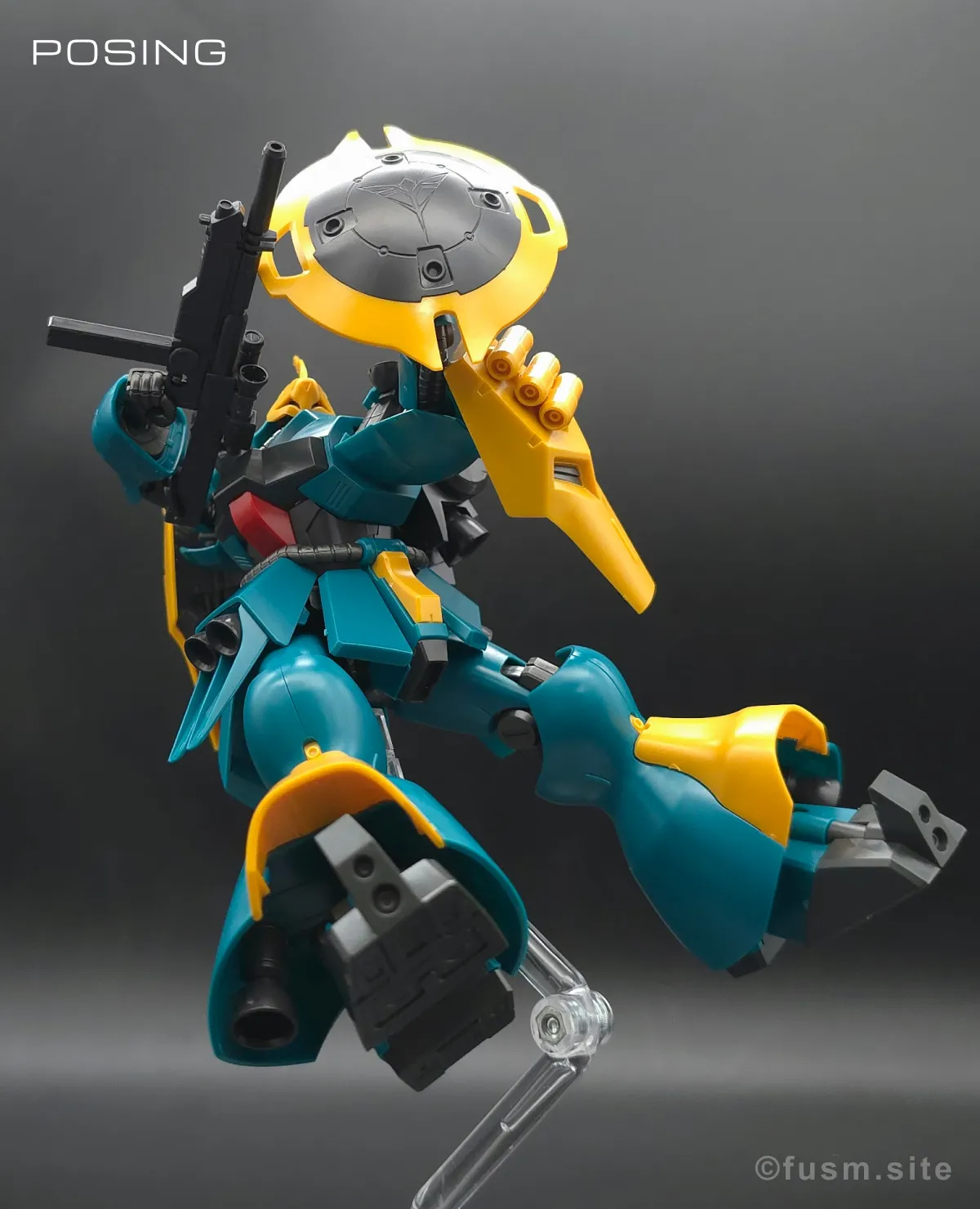 HGUC ヤクト・ドーガ(ギュネイ・ガス専用機) レビュー ポージング 07