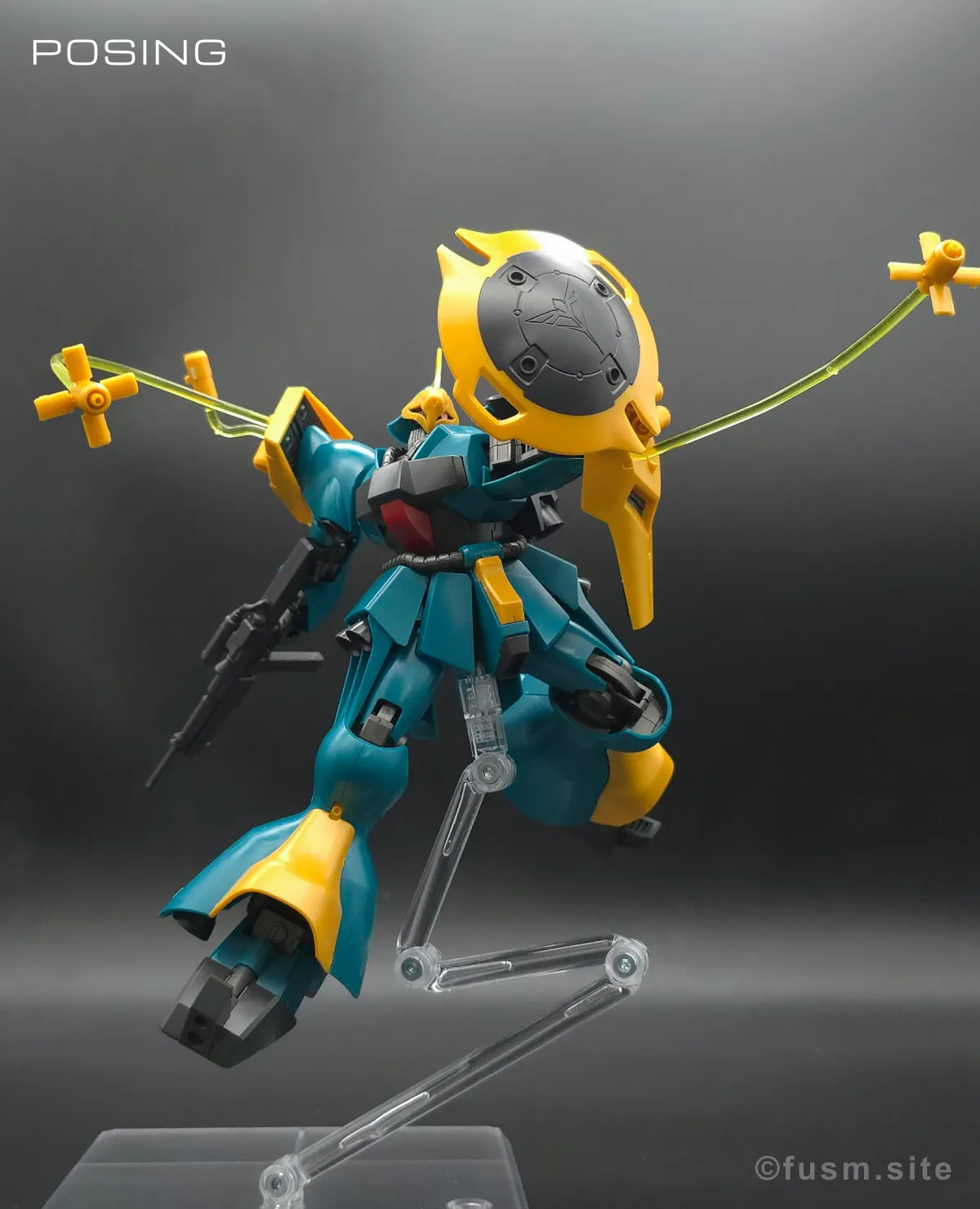 HGUC ヤクト・ドーガ(ギュネイ・ガス専用機) レビュー ポージング 12