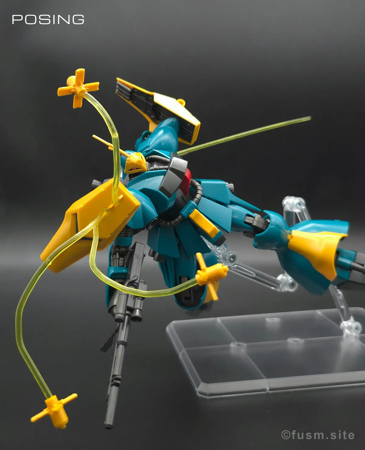 HGUC ヤクト・ドーガ(ギュネイ・ガス専用機) レビュー ポージング 19