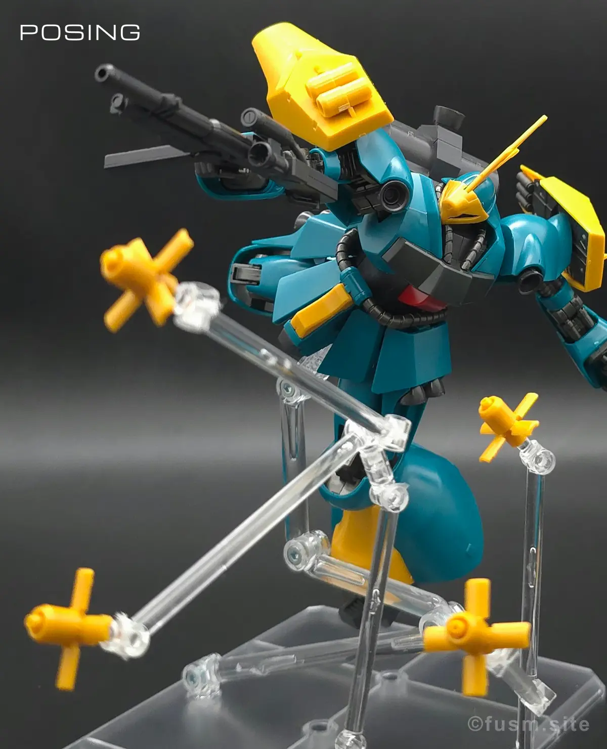 HGUC ヤクト・ドーガ(ギュネイ・ガス専用機) レビュー ポージング 23