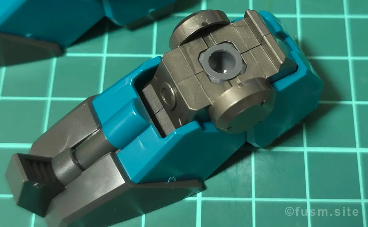 HGUC ヤクト・ドーガ(ギュネイ・ガス専用機) レビュー パーツ・構造・組み立て 04