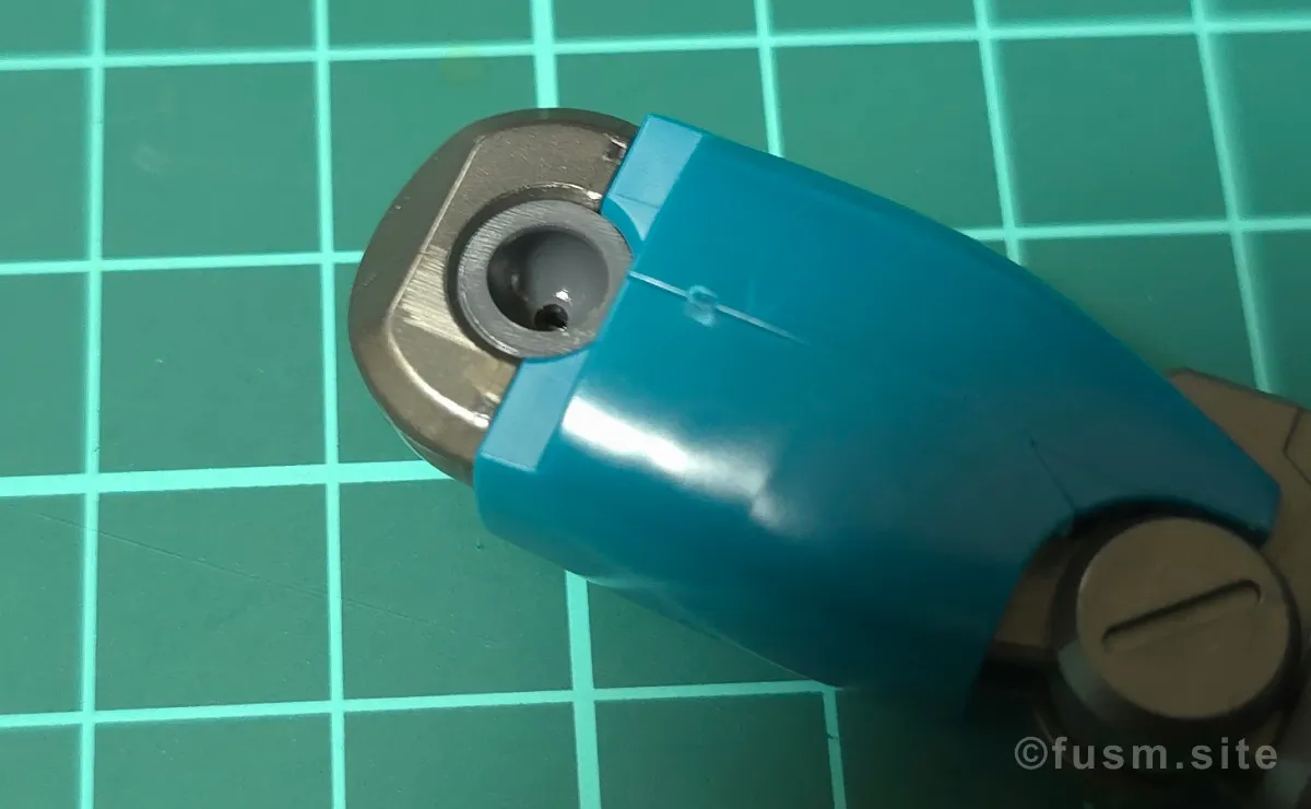 HGUC ヤクト・ドーガ(ギュネイ・ガス専用機) レビュー パーツ・構造・組み立て 05