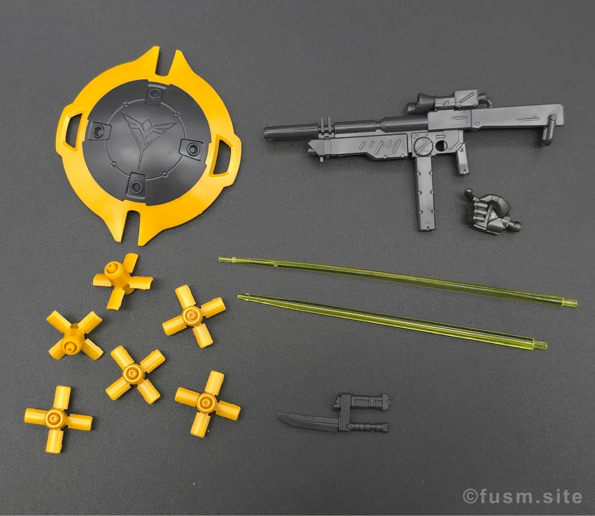 HGUC ヤクト・ドーガ(ギュネイ・ガス専用機) レビュー 付属品 01