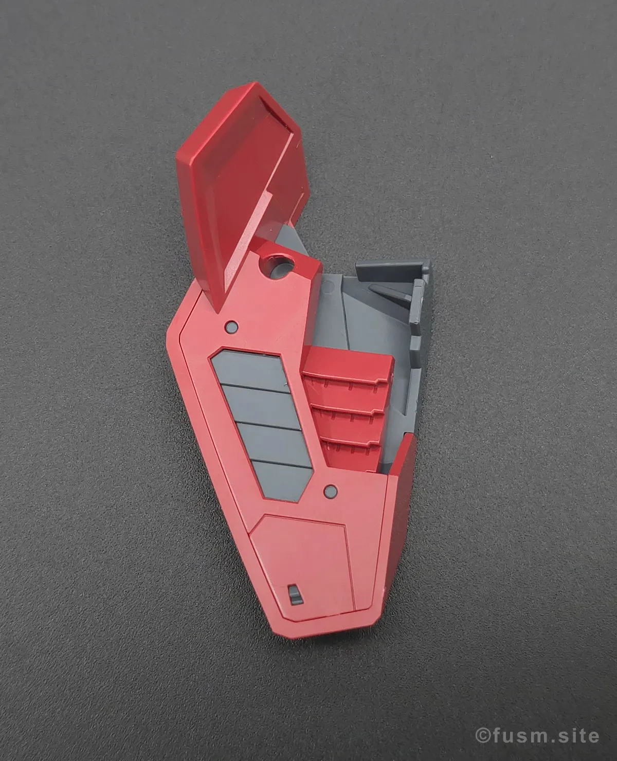 HG メッサーM01型 (ガウマン機) レビュー 胴体ディテール 05