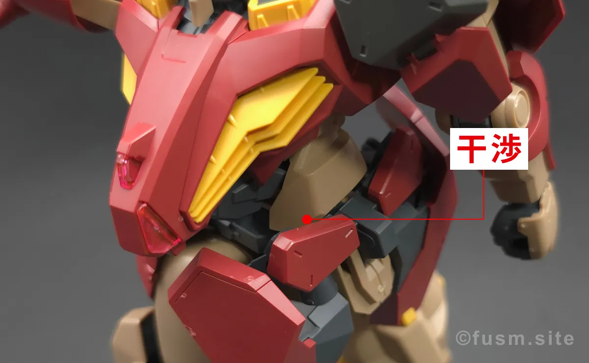 HG メッサーM01型 (ガウマン機) レビュー 胴体ディテール 可動域 03