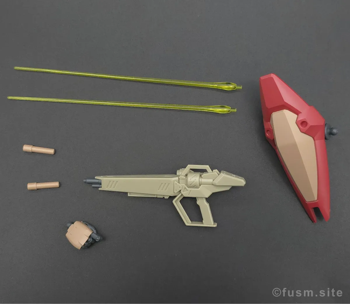 HG メッサーM01型 (ガウマン機) レビュー 付属品 01