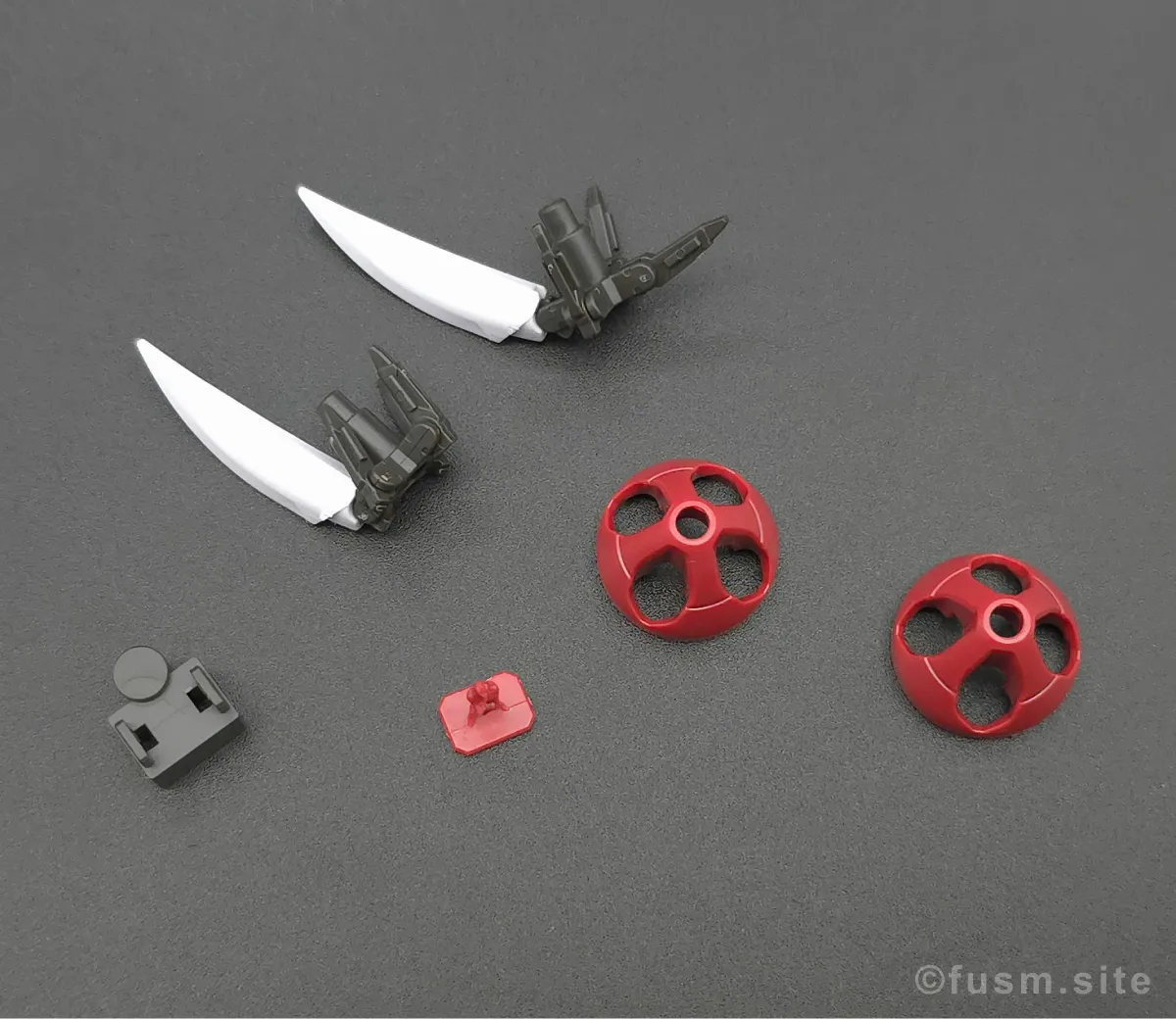 RG MSM-07S シャア専用ズゴック レビュー 付属品 01