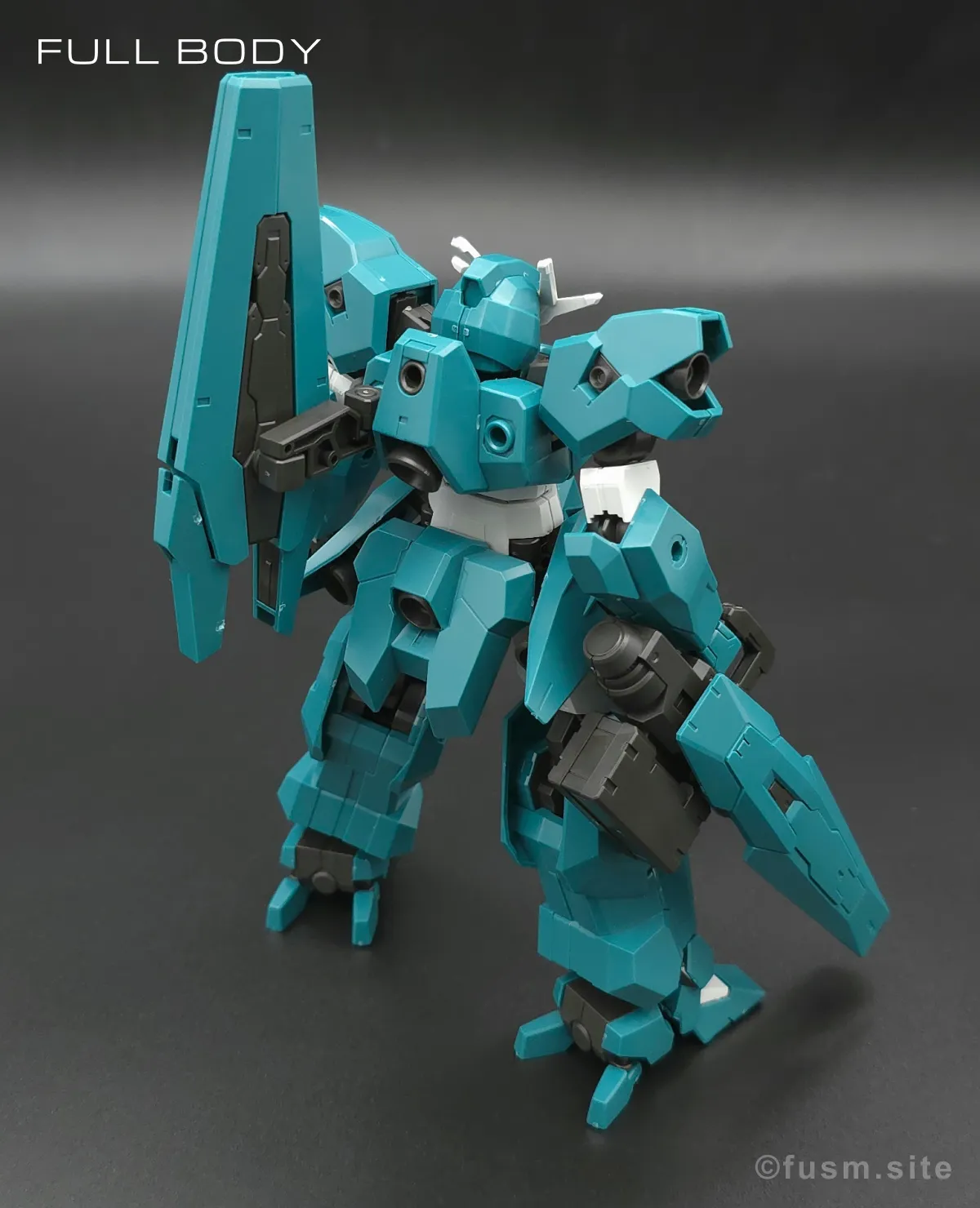 HG ガンダムルブリスウル レビュー 多角的に見た全体の外観・素組み 05