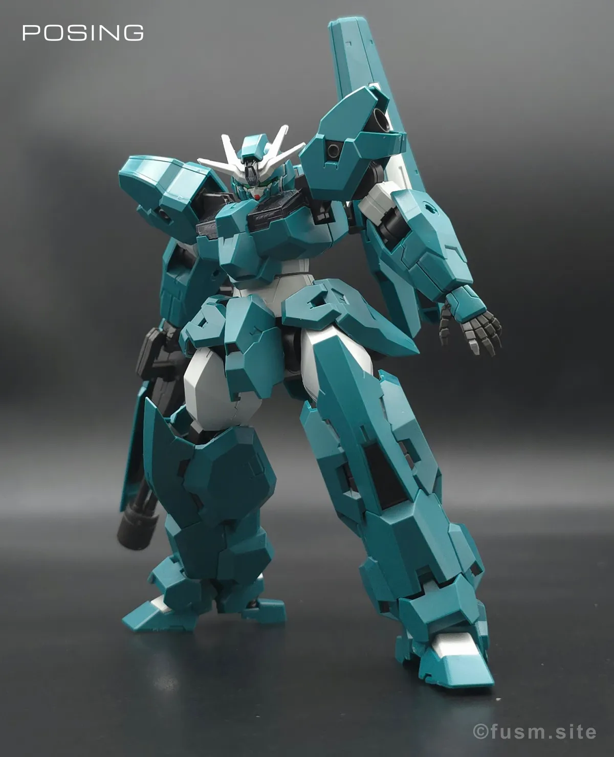 HG ガンダムルブリスウル レビュー ポージング 01