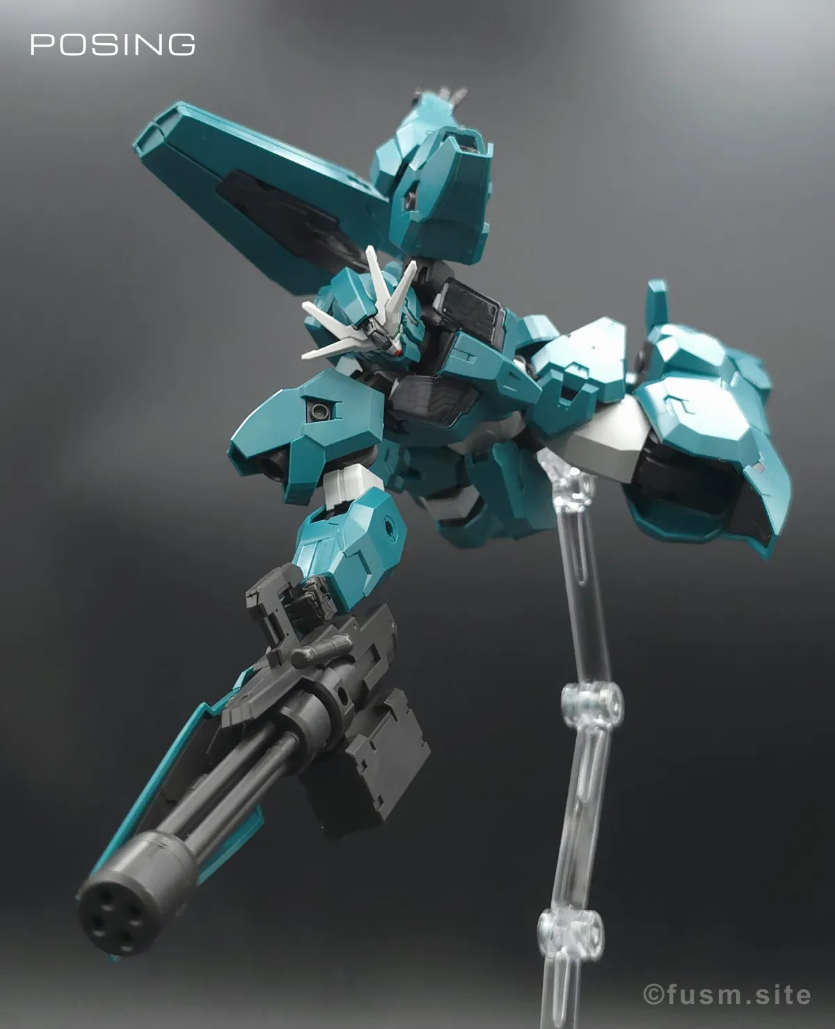 HG ガンダムルブリスウル レビュー ポージング 07