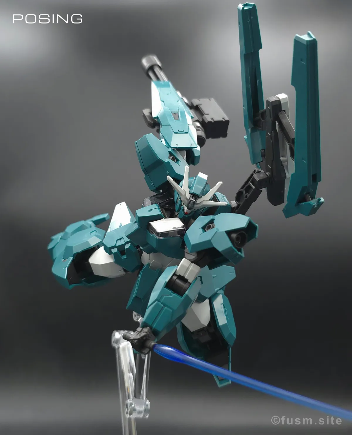 HG ガンダムルブリスウル レビュー ポージング 12