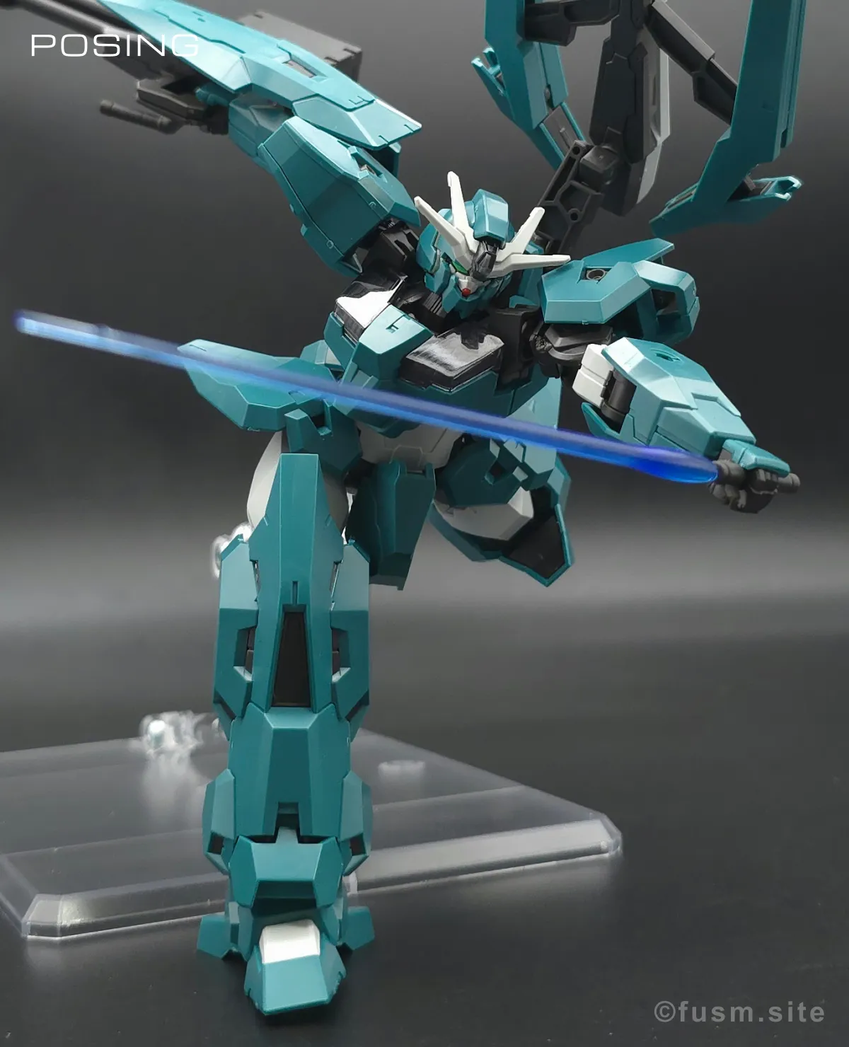 HG ガンダムルブリスウル レビュー ポージング 14