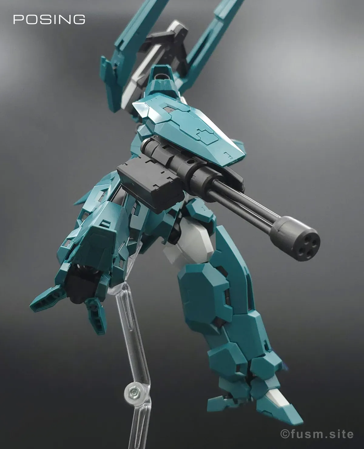 HG ガンダムルブリスウル レビュー ポージング 15
